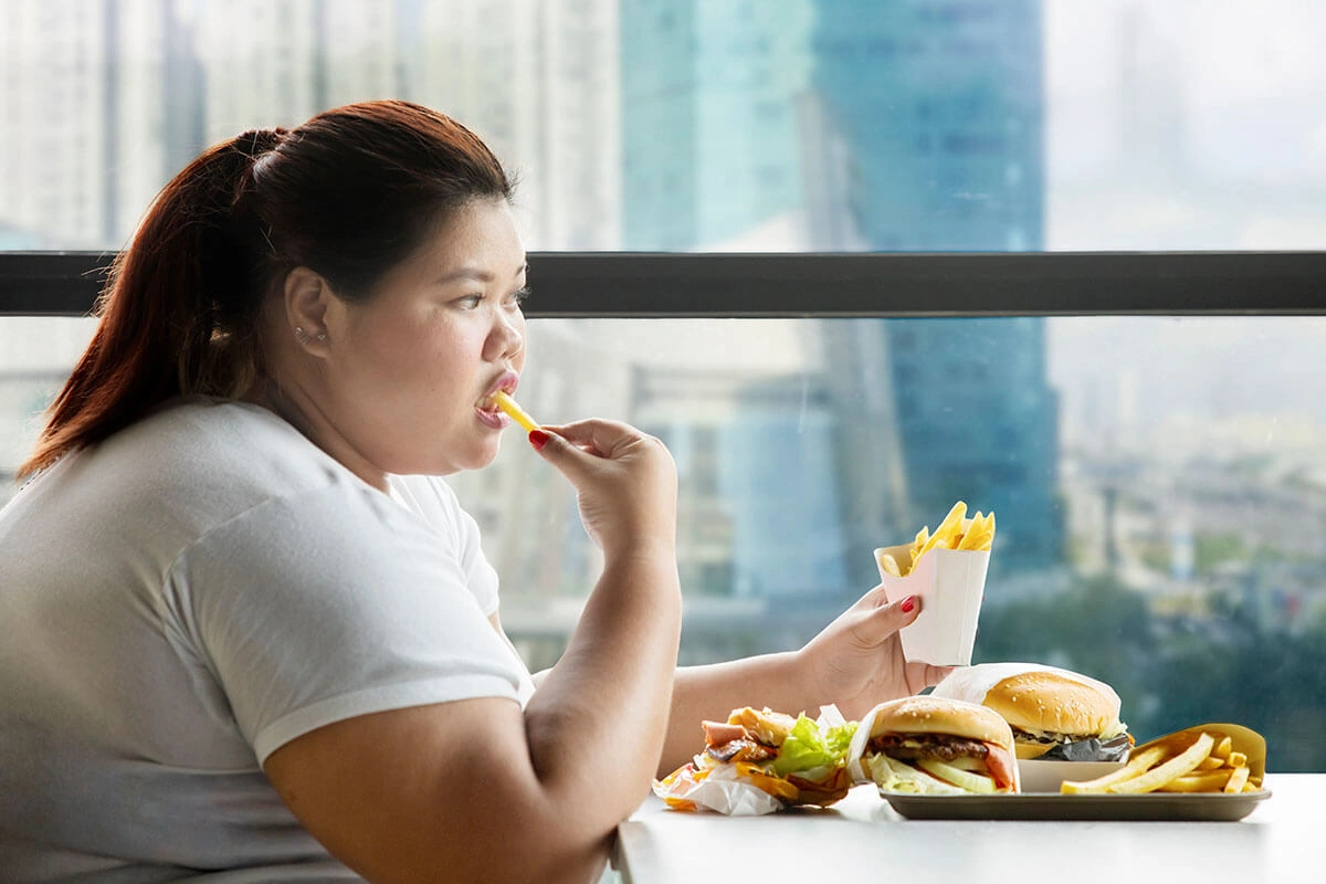 emotional-and-physical-eating-disorder-problems-associated-with-chronic-eating-disorders